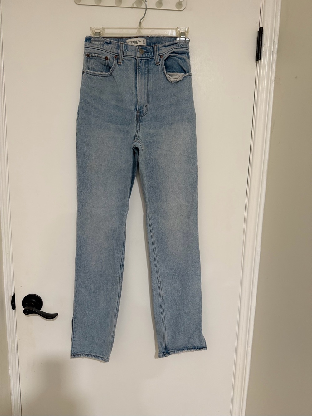 🔥🔥 Abercrombie & Fitch Light Blue High-Rise Straight Jeans size 26/2R 🔥🔥